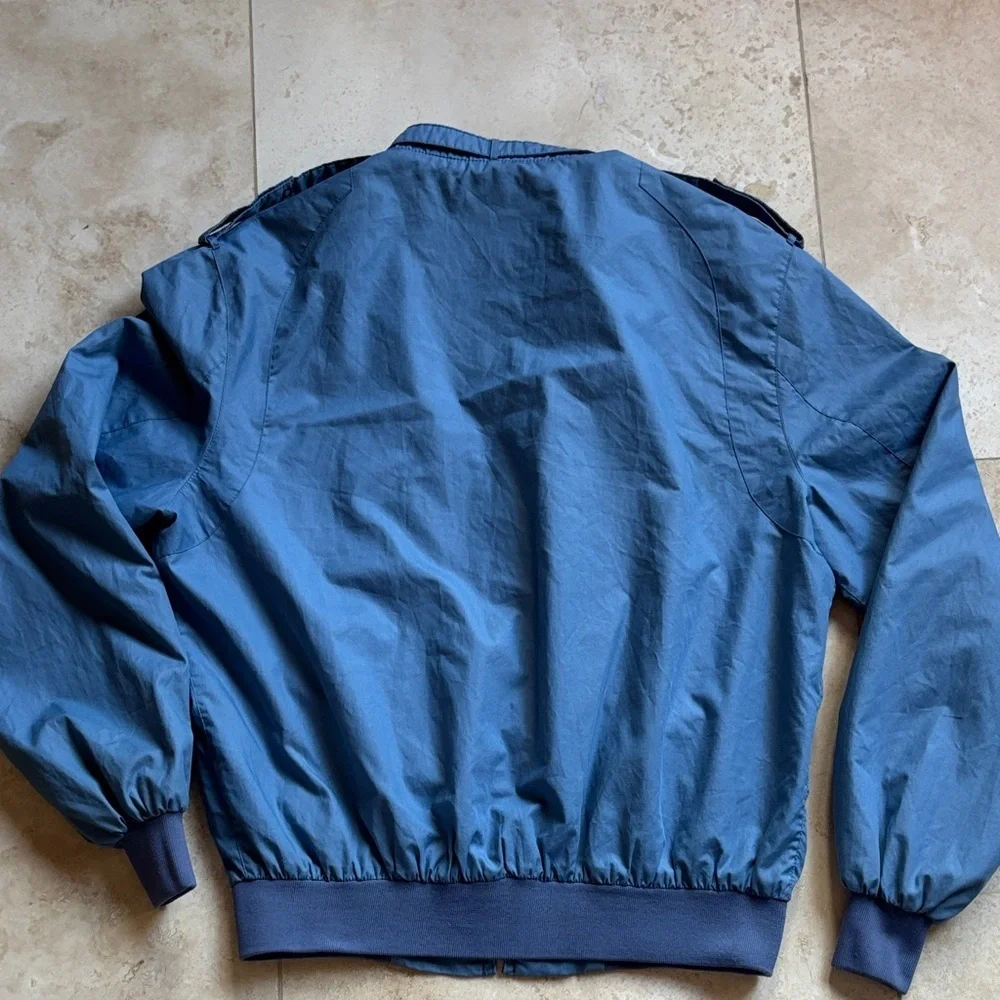 Men's Vintage Members Only Blue Zip-Up Bomber Jacket – Classic Retro Style ✨